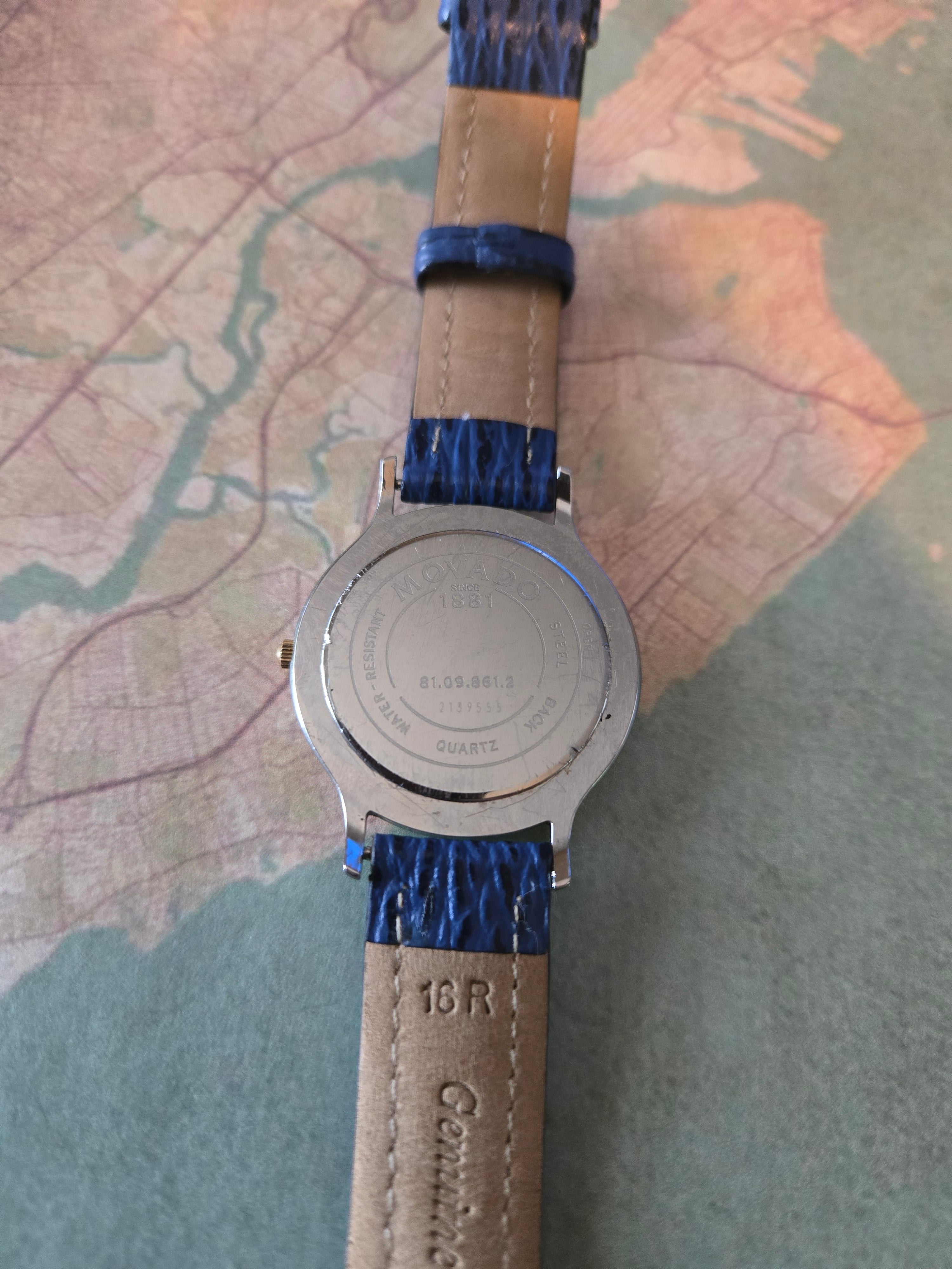 Vintage 1990's Movado mens quartz watch.