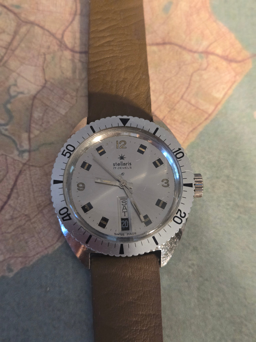 Vintage Stellaris 17 jewel skin diver